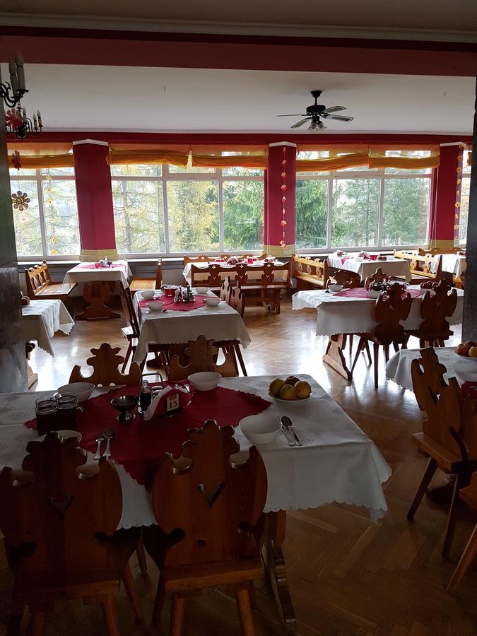 穆希纳 Korona Sanatorium Uzdrowiskowe酒店 外观 照片
